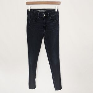 American Eagle Outfitters Size 2 Hi- Rise jeans